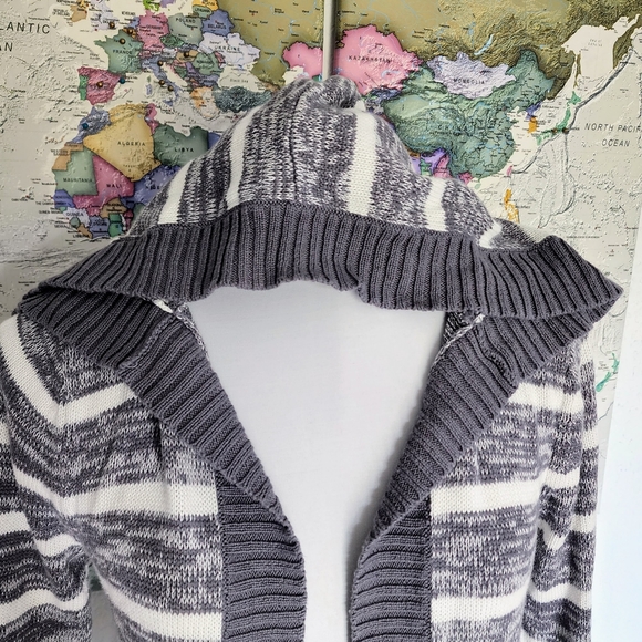 Roxy Open Front Cardigan Size Small 100% Cotton Long Sleeve Striped Sweater - Picture 3 of 10